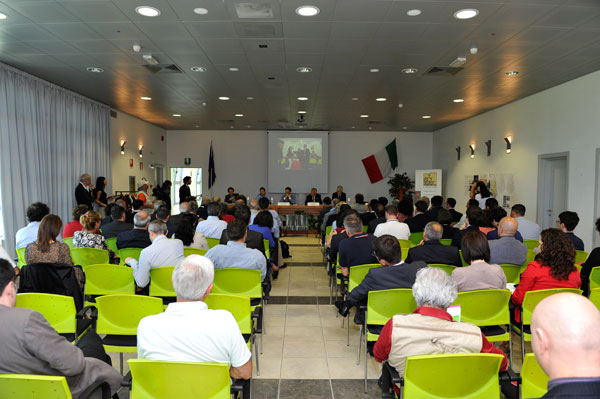 Foto Presentazione del IX Premio Alveare - Giovedì 13 giugno 2013