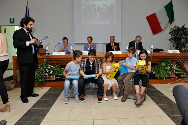 Foto Presentazione del IX Premio Alveare - Giovedì 13 giugno 2013